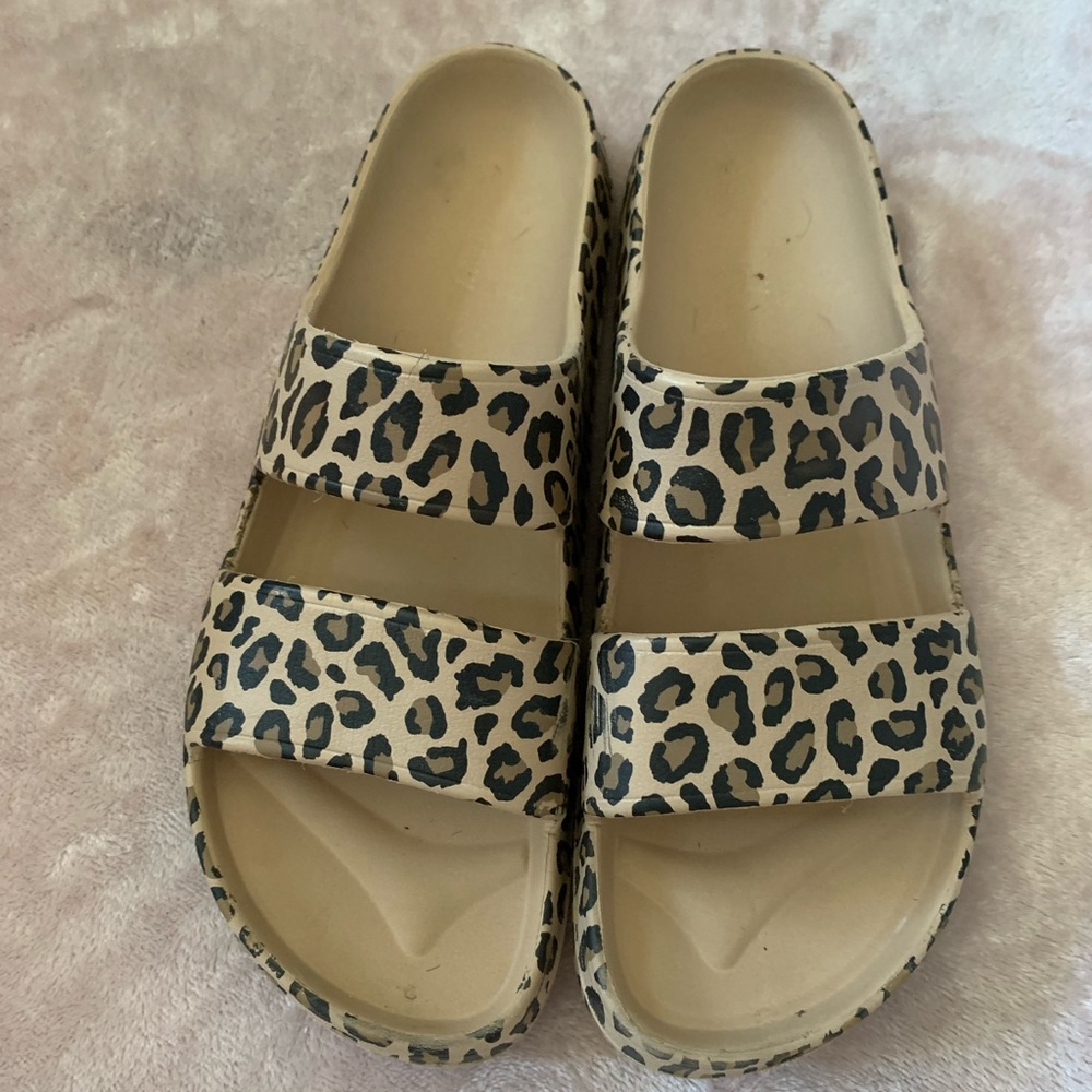 Cheetah rubber sandals